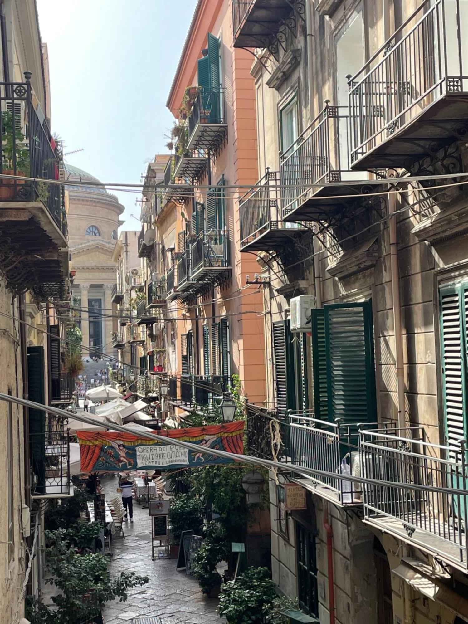 Le Colonne Del Massimo - Apartment In Front Of Massimo Theatre 巴勒莫 外观 照片